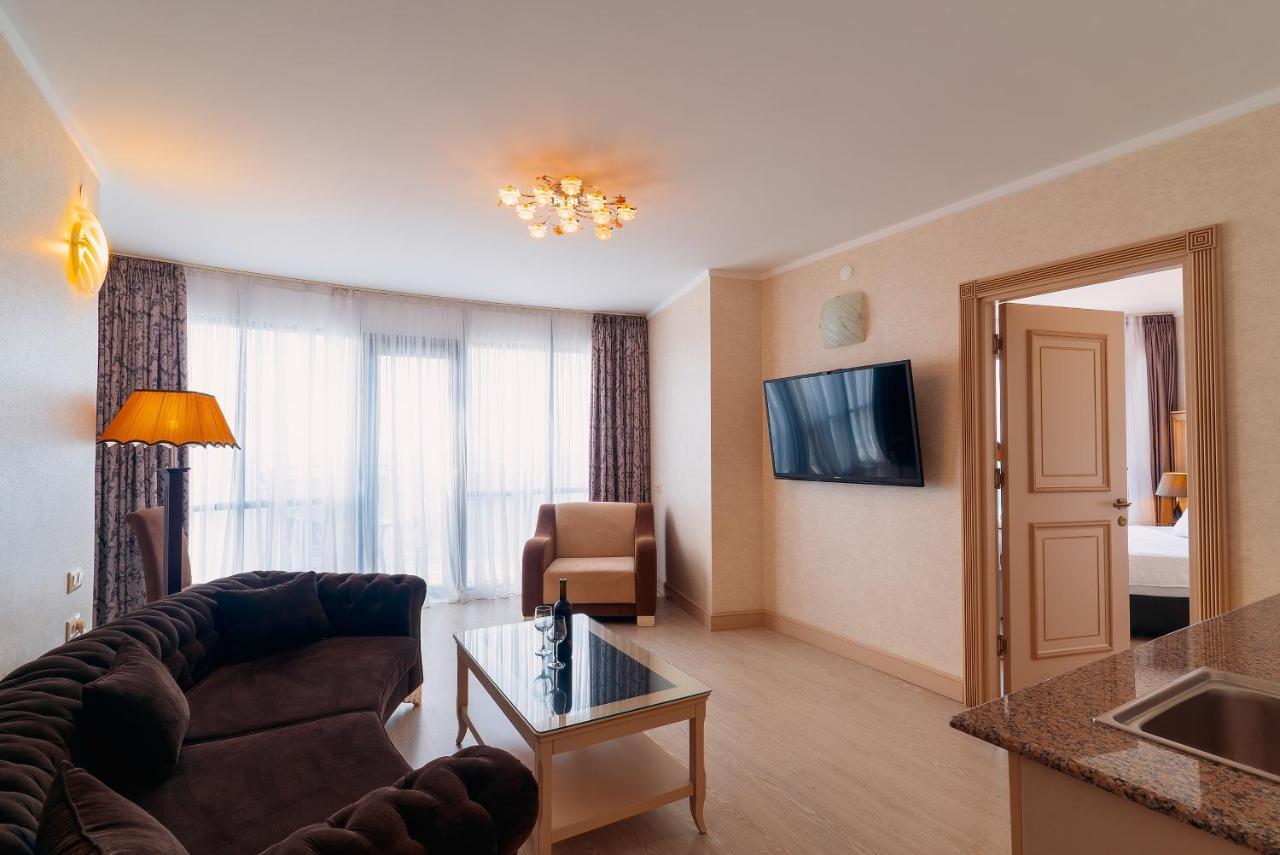 Apartment In Batumi บาทูมิ ภายนอก รูปภาพ