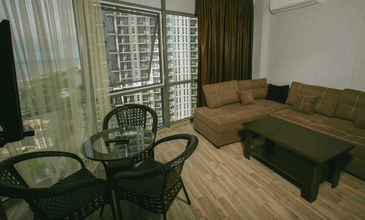 Apartment In Batumi บาทูมิ ภายนอก รูปภาพ